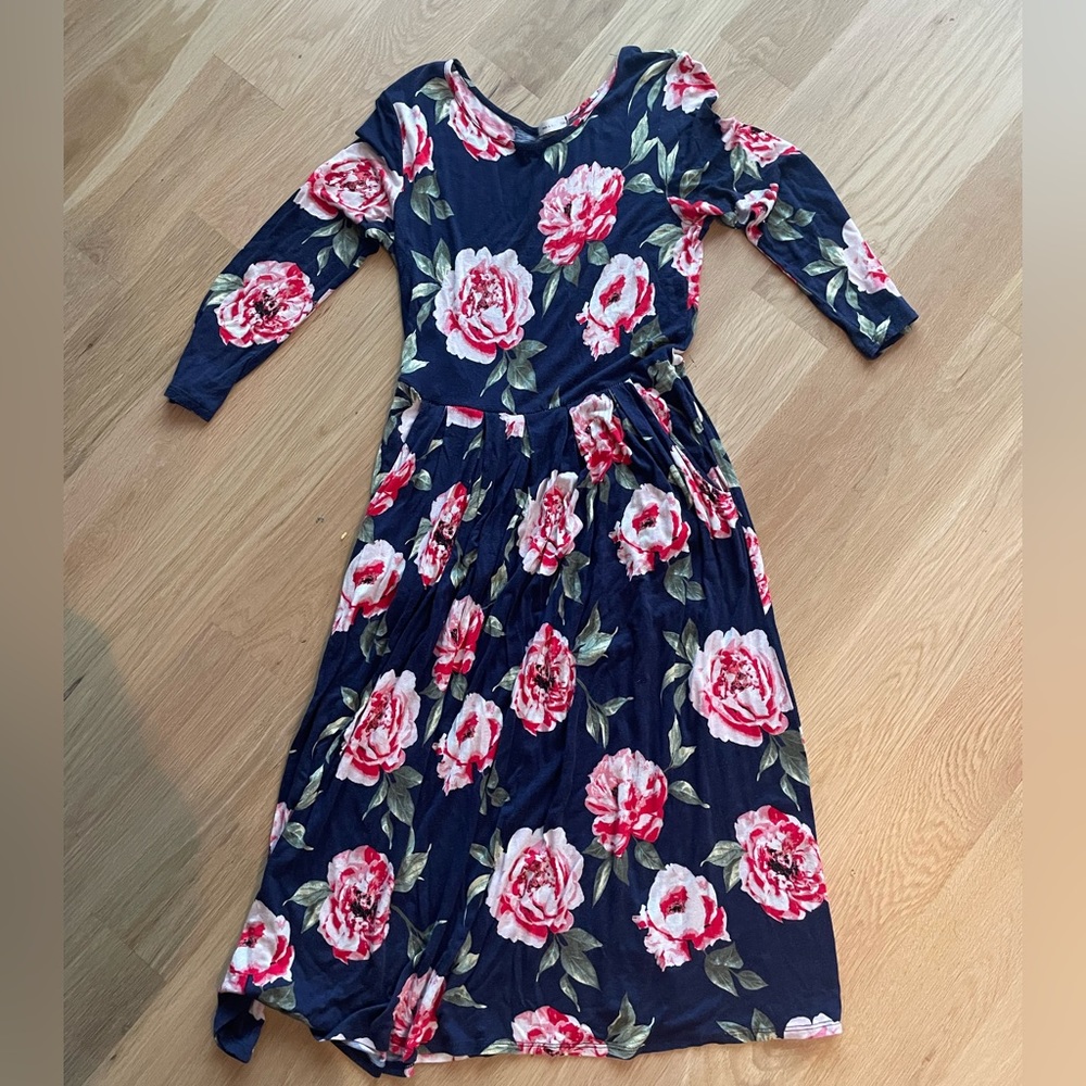 Floral Navy MIDI dress Medium